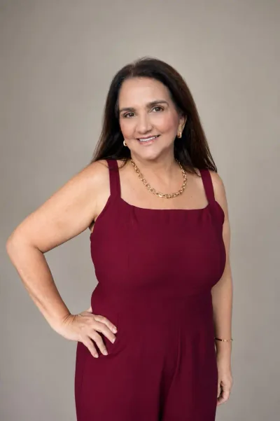 Elania Sardinha